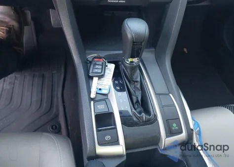 2017 Honda Civic Lx z USA, uszkodzony, nr VIN 2HGFC2F51HH513024